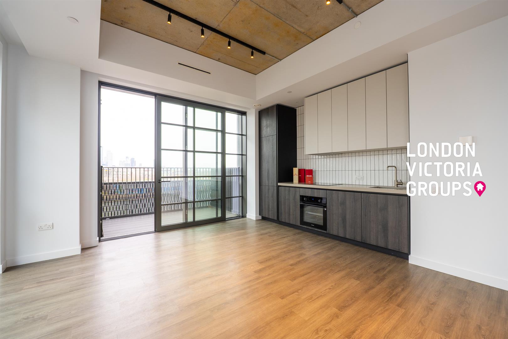 2 bed property in The Founding, 1 Deal Porters Way, London